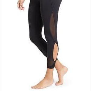 Athleta Mesh Salutation Tight - XS